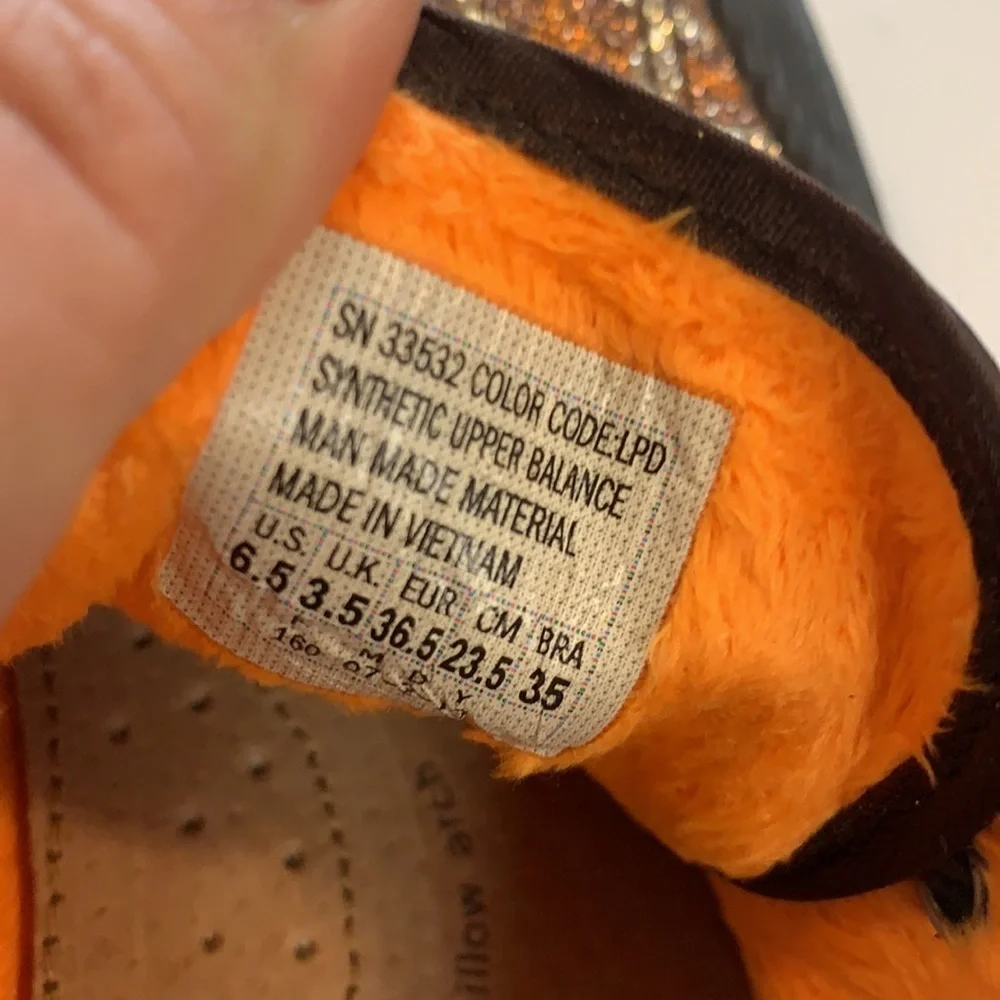 BOBS from Skechers pillow arch